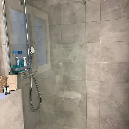 Grand Au Centre De クラン